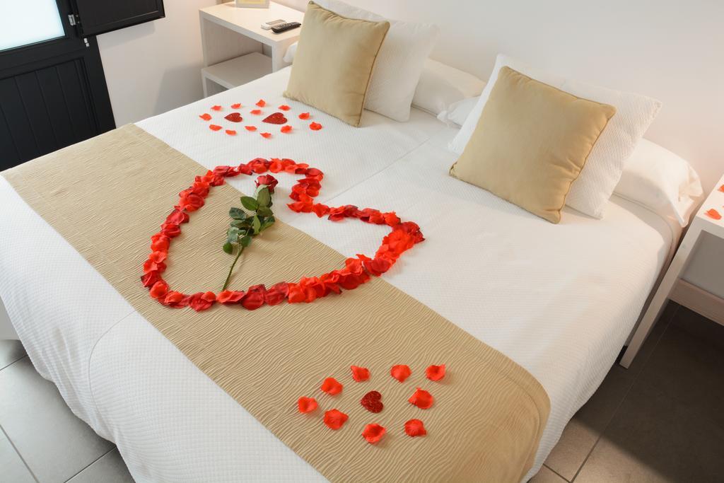 La Pasajera Hostal Boutique Conil De La Frontera Ngoại thất bức ảnh